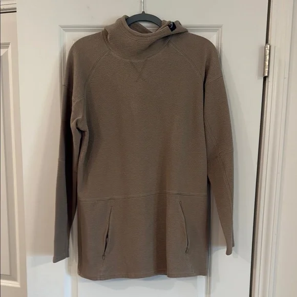 Gymshark Shirts Gymshark Tan Sweatshirt Fitted Hoodie Poshmark